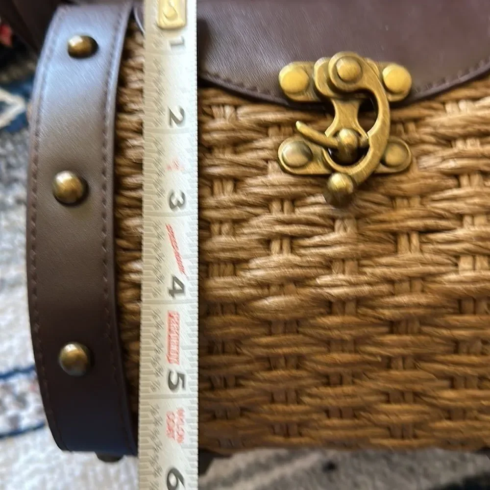 Womens Straw Handbag Shoulder Bag for Beach Travel and Everyday Use Dark Brown
